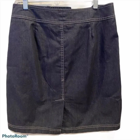 Clio  pencil skirt - Picture 2 of 8